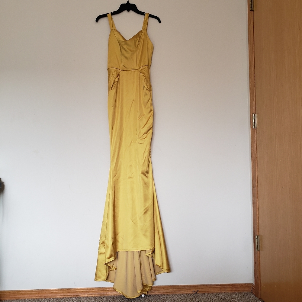 ⛔SOLD⛔Michael Costello x Revolve Jesse gown - Picture 3 of 8